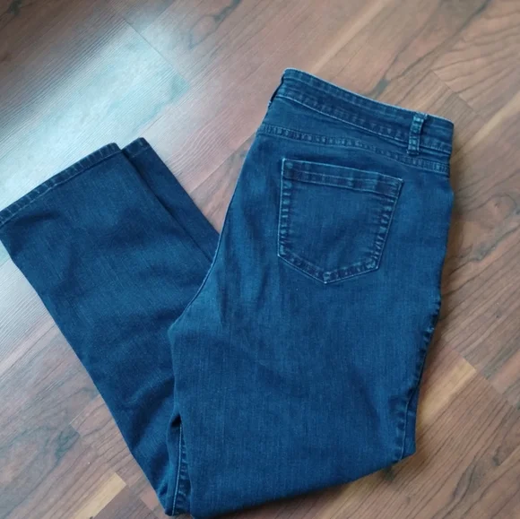 Croft and Barrow classic fit sz 16 short EUC - Picture 7 of 10